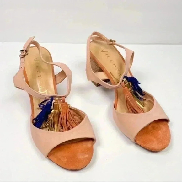 Vicenza‎ Tan Suede Tasseled Peep Toe Sandal - Picture 1 of 8